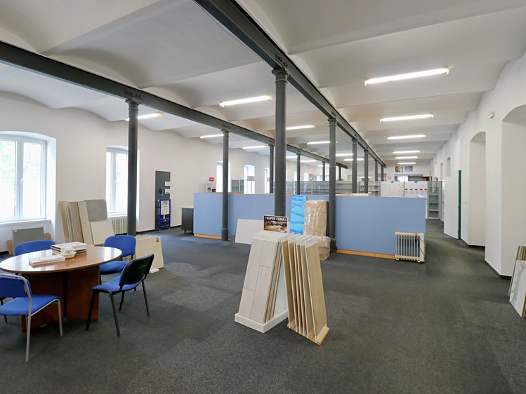 Pronájem obchodního prostoru 178 m² - foto 4