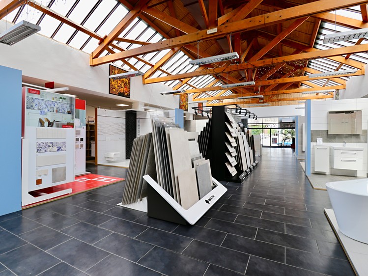 Pronájem obchodního prostoru 746 m² - foto 2