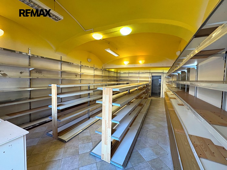 Pronájem obchodního prostoru 58 m² - foto 5