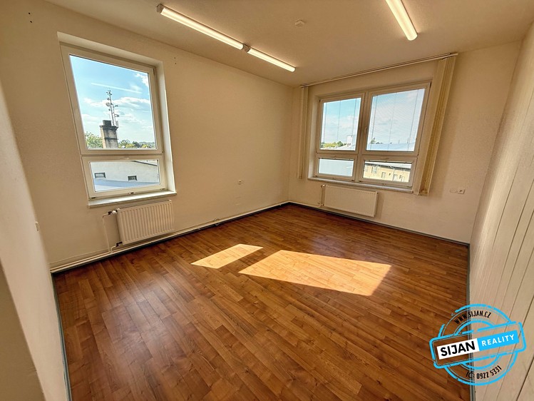 Pronájem kanceláře 59 m² - foto 3