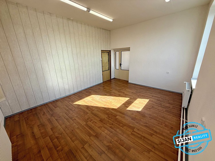 Pronájem kanceláře 59 m² - foto 5