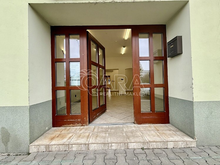 Pronájem obchodního prostoru 65 m² - foto 4