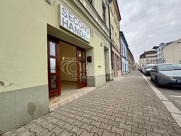 Pronájem obchodního prostoru 65 m² - foto 3