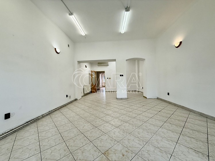 Pronájem obchodního prostoru 65 m² - foto 7