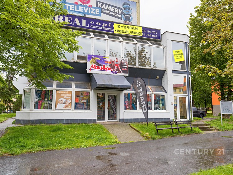 Pronájem kanceláře 90 m² - foto 2