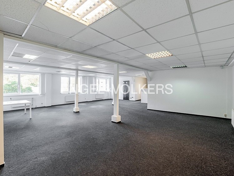 Pronájem kanceláře 92 m² - foto 3