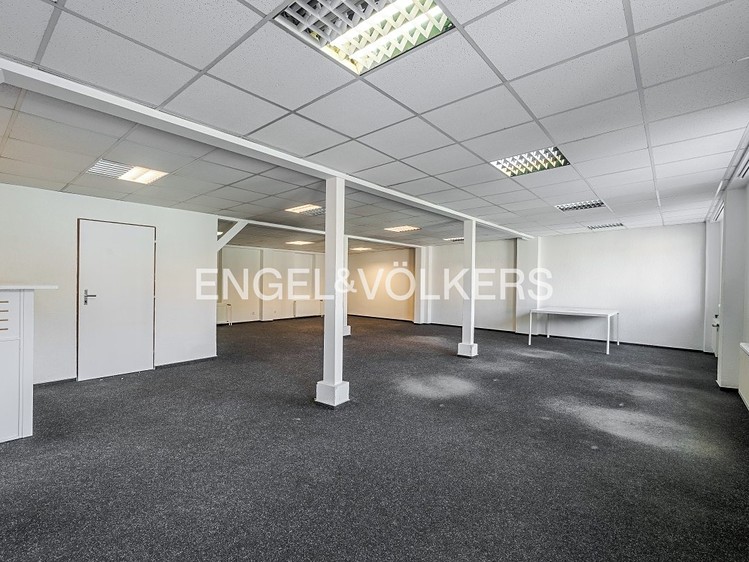 Pronájem kanceláře 92 m² - foto 6