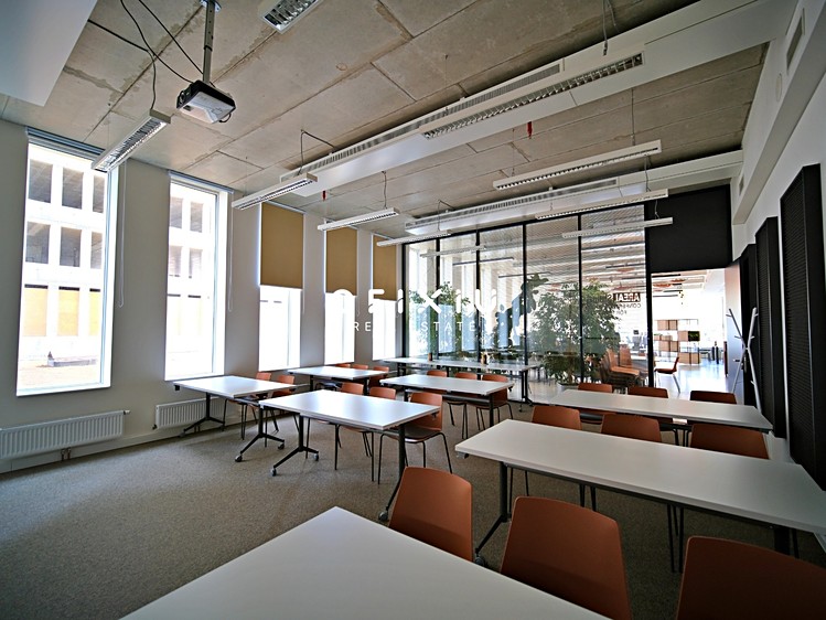 Pronájem kanceláře 15 m² - foto 8