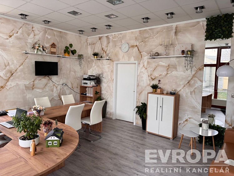 Pronájem obchodního prostoru 50 m² - foto 2