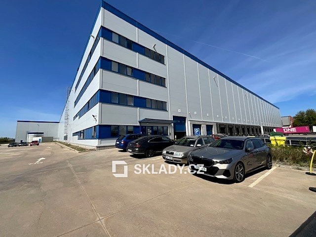 Pronájem skladového prostoru 15 000 m² - foto 6