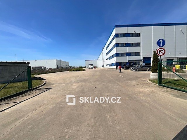 Pronájem skladového prostoru 15 000 m² - foto 7
