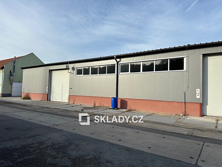 Pronájem skladového prostoru 1 400 m² - foto 4
