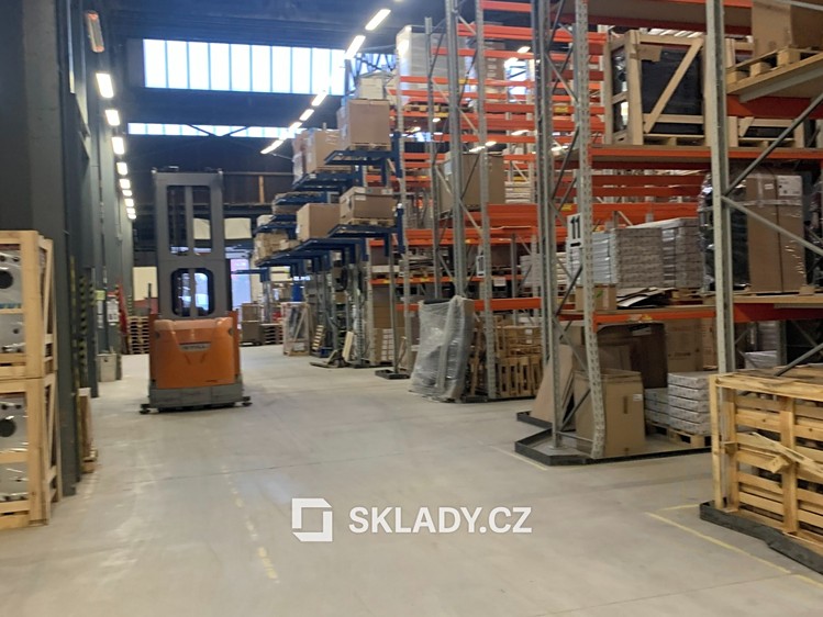 Pronájem skladového prostoru 2 700 m² - foto 4