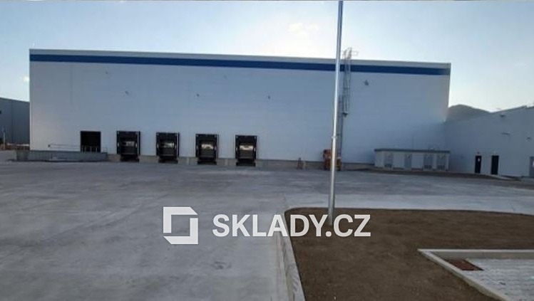 Pronájem skladového prostoru 3 661 m² - foto 4