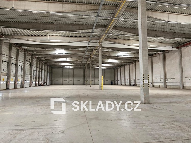 Pronájem skladového prostoru 3 661 m² - foto 6