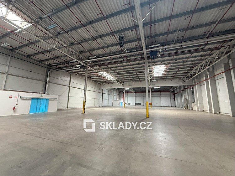 Pronájem skladového prostoru 14 500 m² - foto 1