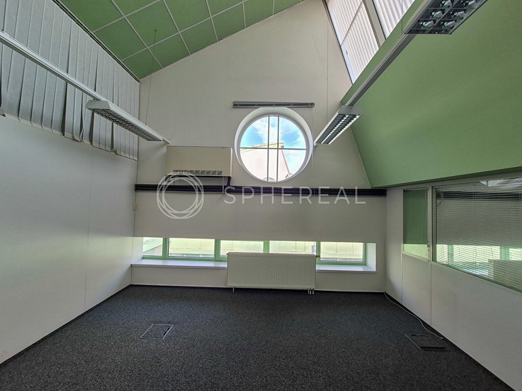 Pronájem kanceláře 2 000 m² - foto 8