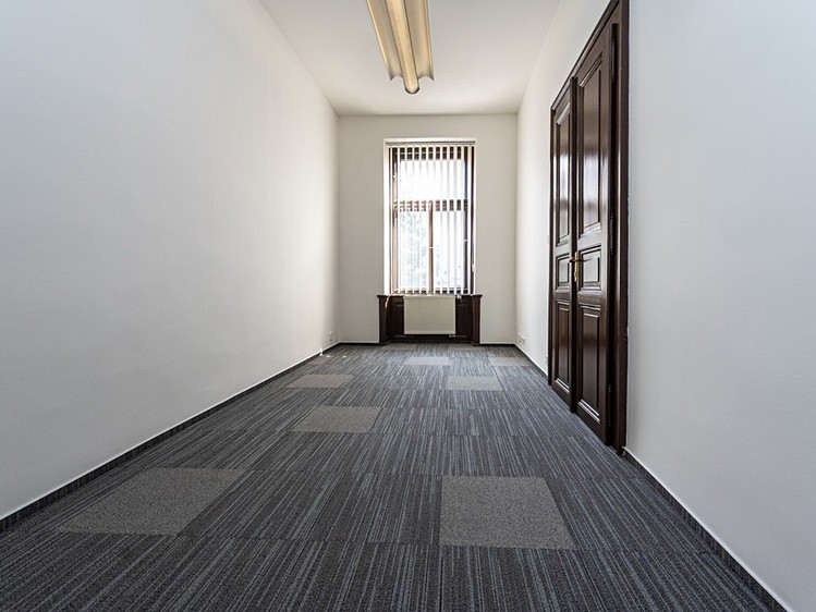 Pronájem kanceláře 212 m² - foto 5