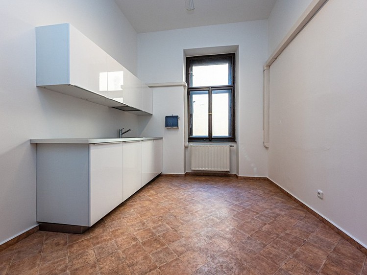 Pronájem kanceláře 212 m² - foto 8