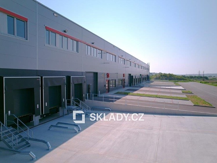 Pronájem skladového prostoru 1 000 m² - foto 3