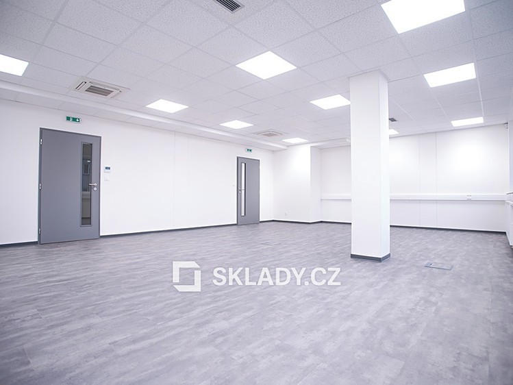 Pronájem kanceláře 329 m² - foto 2