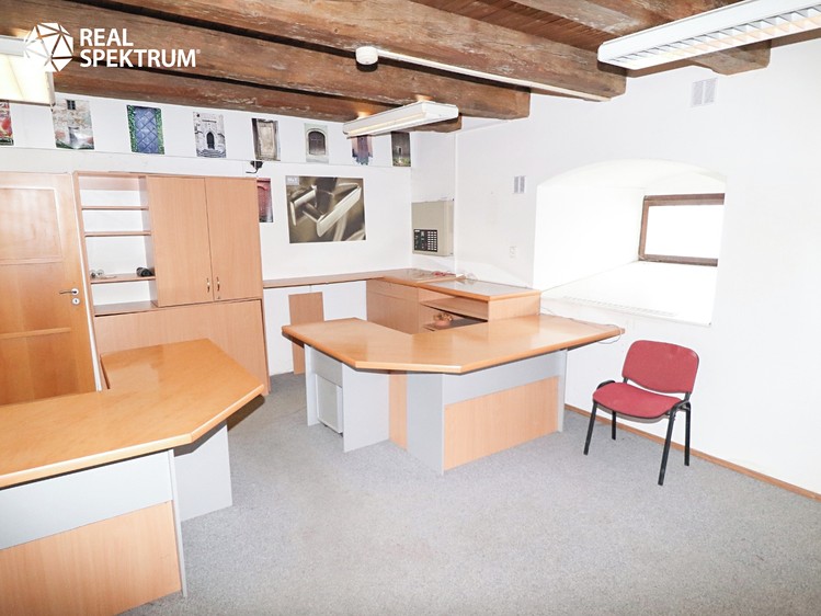 Pronájem skladového prostoru 1 655 m² - foto 5