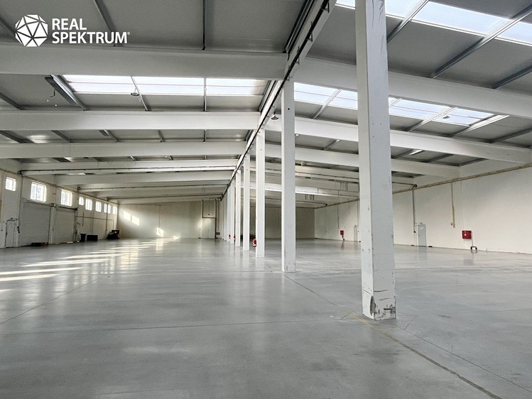 Pronájem skladového prostoru 2 000 m² - foto 5