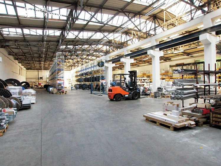 Pronájem výrobní haly, prostoru 3 047 m² - foto 4
