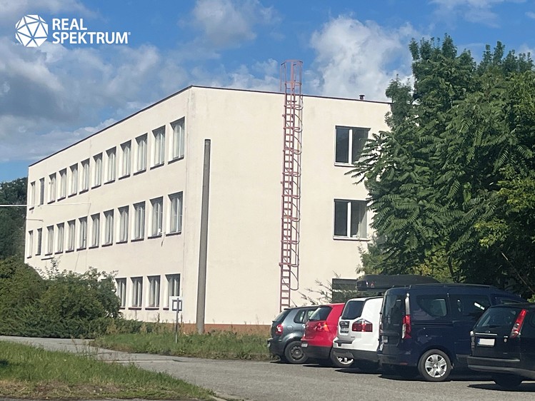 Pronájem výrobní haly, prostoru 1 320 m² - foto 3