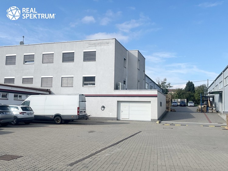 Pronájem skladového prostoru 950 m² - foto 1