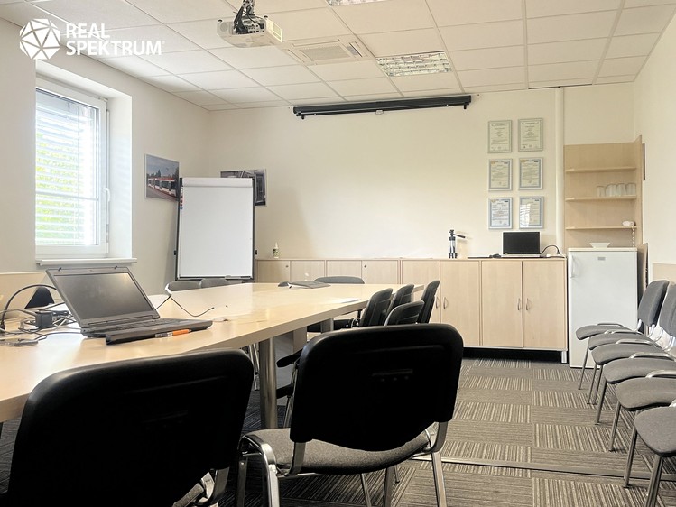 Pronájem skladového prostoru 950 m² - foto 7