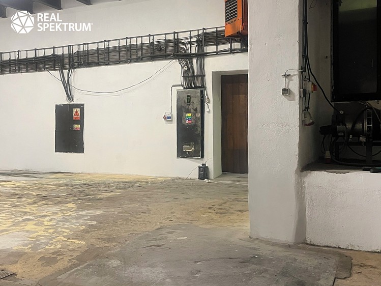 Pronájem výrobní haly, prostoru 698 m² - foto 6