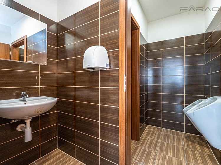 Pronájem obchodního prostoru 102 m² - foto 4