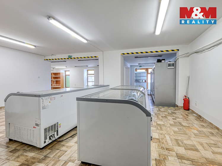 Pronájem obchodního prostoru 220 m² - foto 8