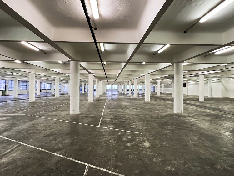 Pronájem skladového prostoru 10 000 m² - foto 2
