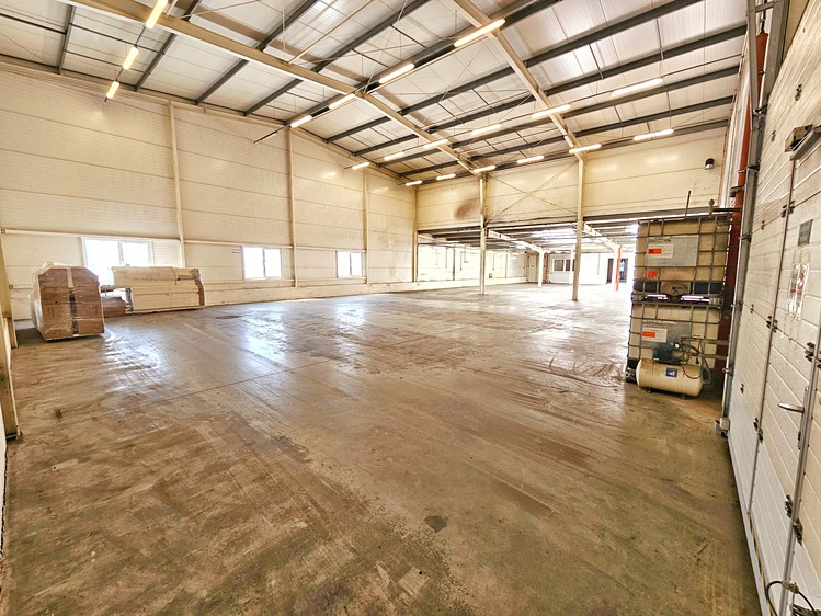 Pronájem výrobní haly, prostoru 1 469 m² - foto 5
