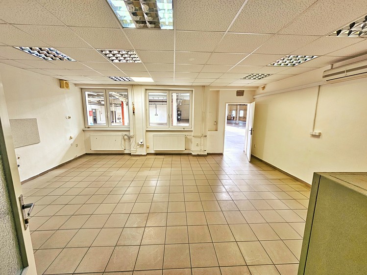 Pronájem výrobní haly, prostoru 1 469 m² - foto 6