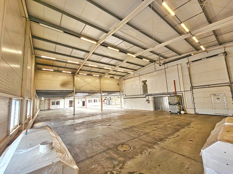 Pronájem výrobní haly, prostoru 1 469 m² - foto 8