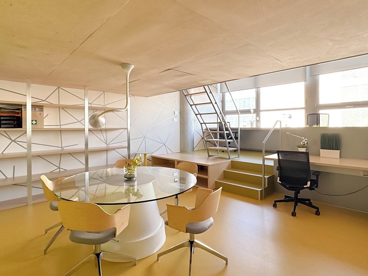 Pronájem kanceláře 74 m² - foto 4