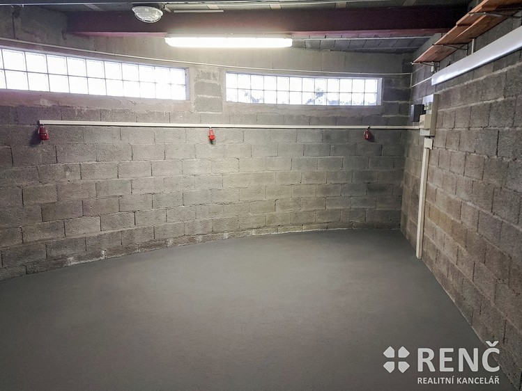 Prodej garáže 63 m² - foto 6