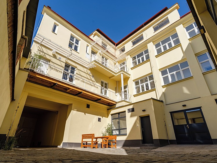 Prodej garážového stání 13 m² - foto 2