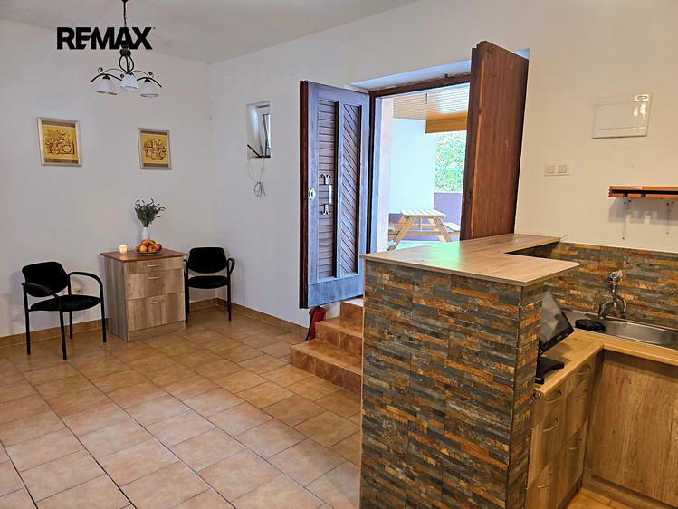 Prodej vinného sklepa 215 m² - foto 8
