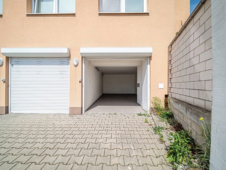 Prodej garáže 21 m² - foto 1