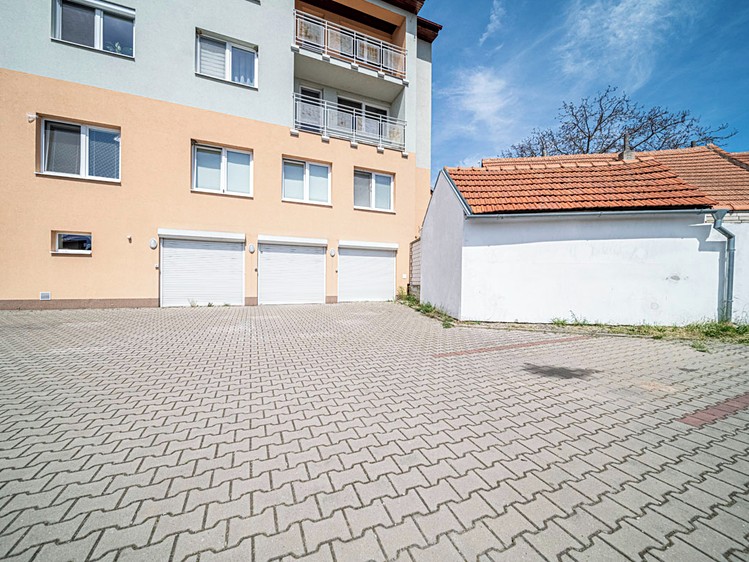 Prodej garáže 21 m² - foto 3