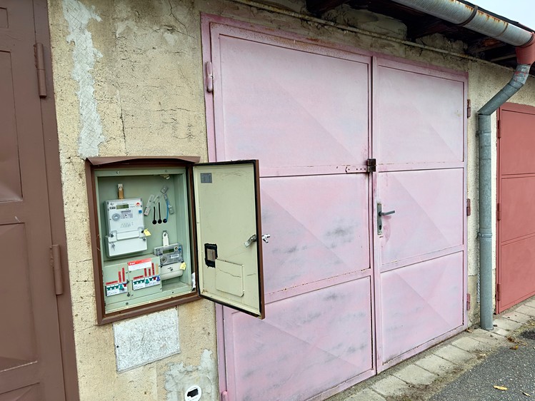 Prodej garáže 20 m² - foto 8
