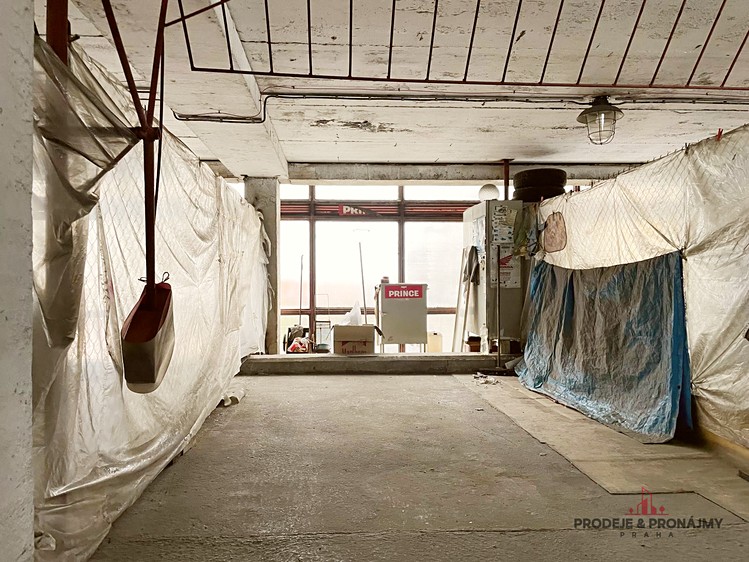 Prodej garážového stání 18 m² - foto 3