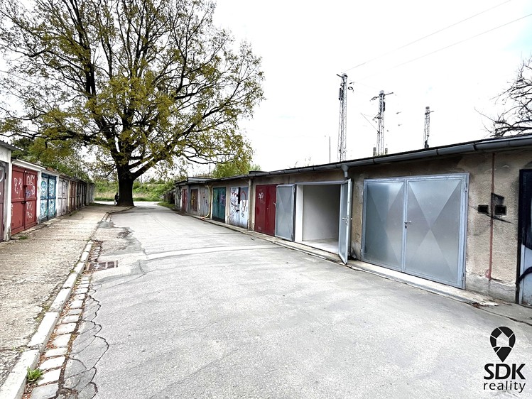 Prodej garáže 17 m² - foto 3
