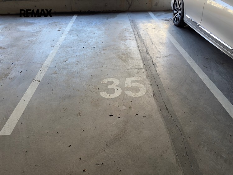 Prodej garážového stání 13 m² - foto 4