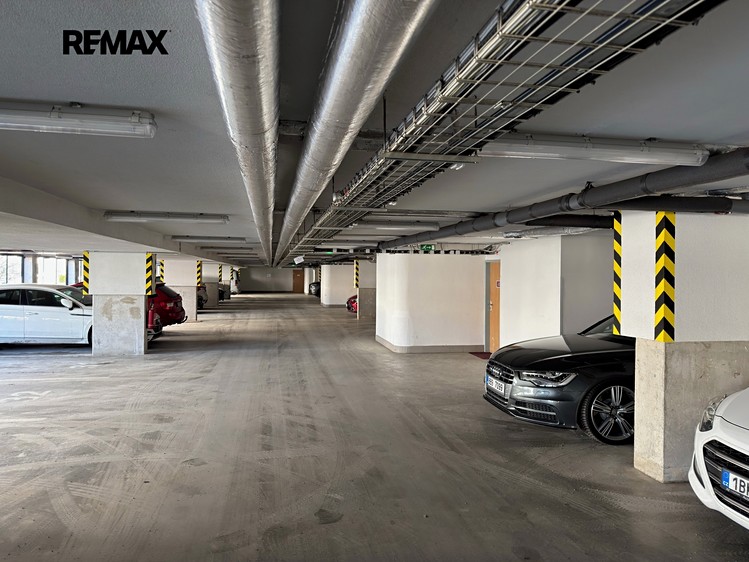 Prodej garážového stání 13 m² - foto 5