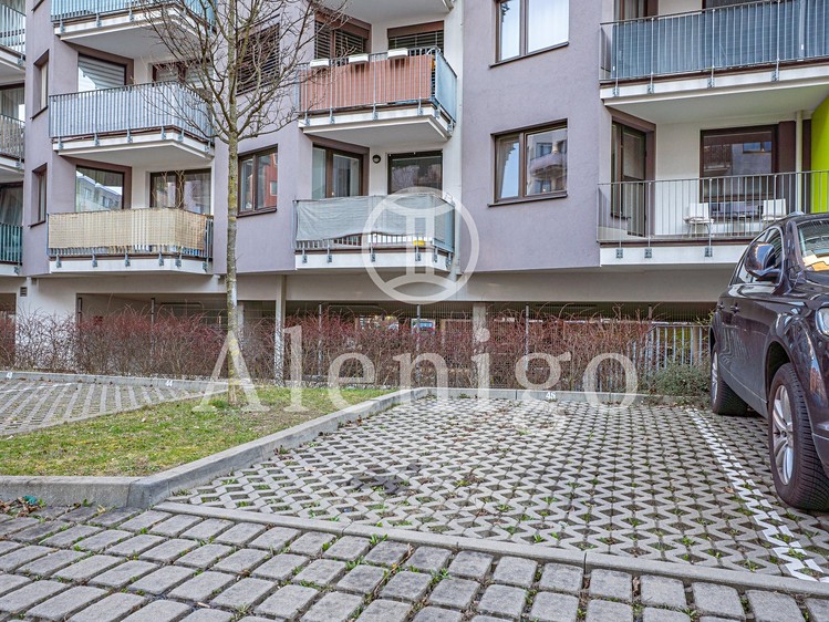 Prodej specifického typu nemovitosti 13 m² - foto 1